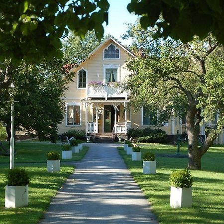 Отель Warfsholm Klintehamn Экстерьер фото