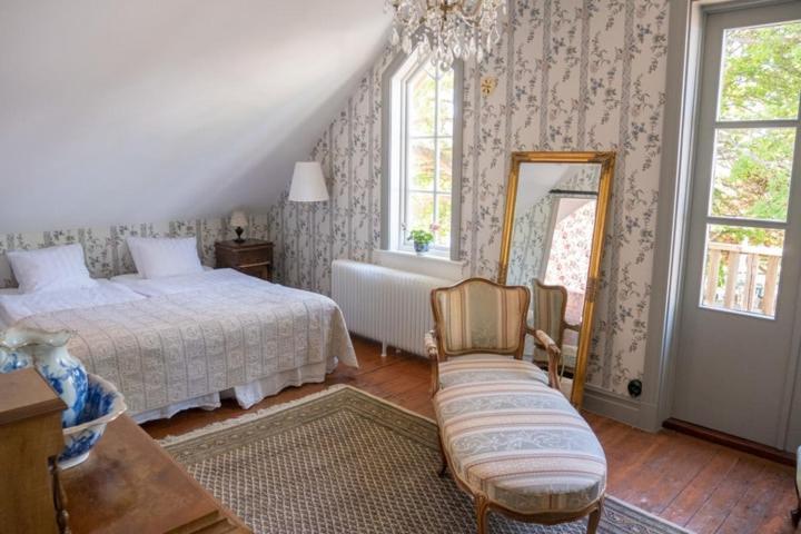 Отель Warfsholm Klintehamn Экстерьер фото